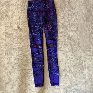 Girls size 12 Ivivva leggings